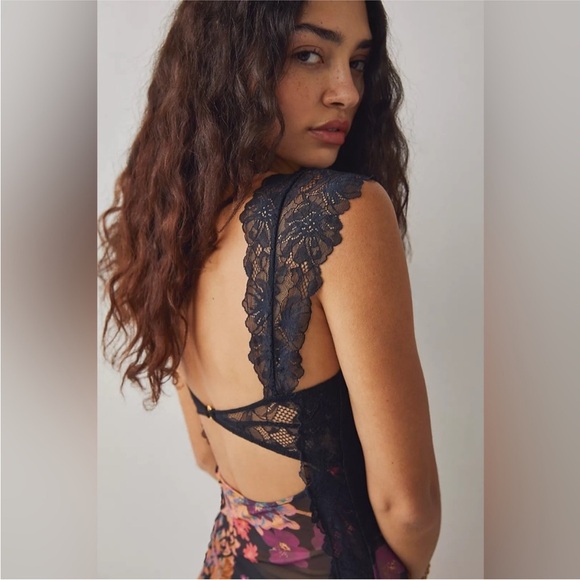 🎉LAST PIECE🎉Free People Suddenly Fine Maxi Slip Black Combo - Picture 4 of 14